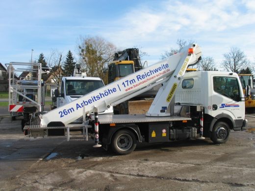 LKW-Arbeitsbühne Palfinger P 260 B » Baumaschinen Boneß GmbH